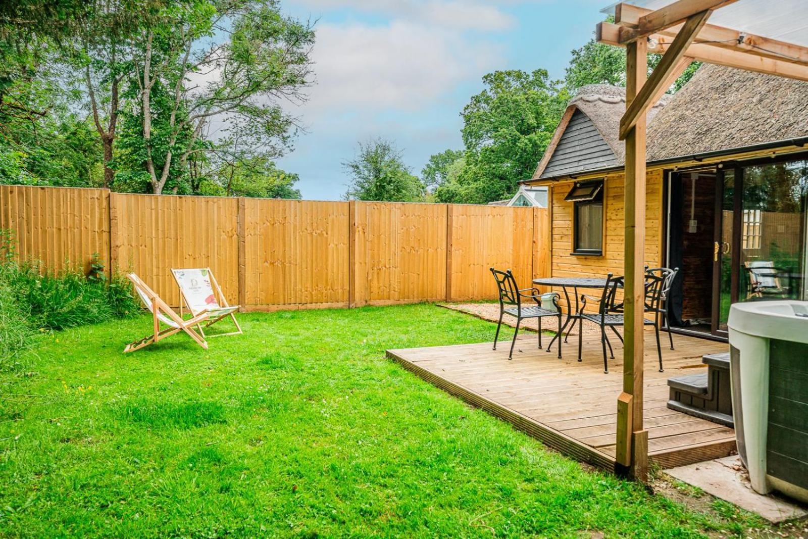 Cozy Cottage With Hot Tub! Cadnam Εξωτερικό φωτογραφία